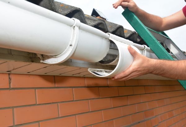 Gutter Maintenance in Travelers Rest