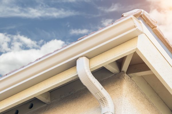 Seamless Gutter Replacement in Travelers Rest